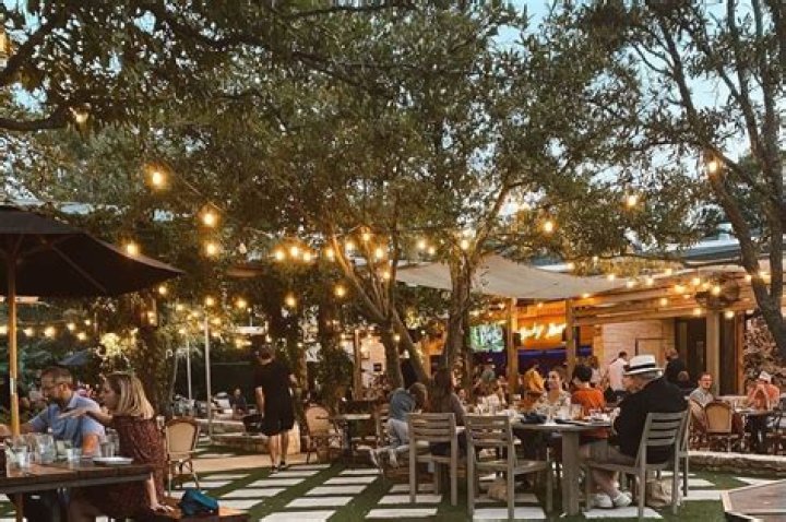 A Comprehensive Guide to Family Style Dining in Dallas, TX