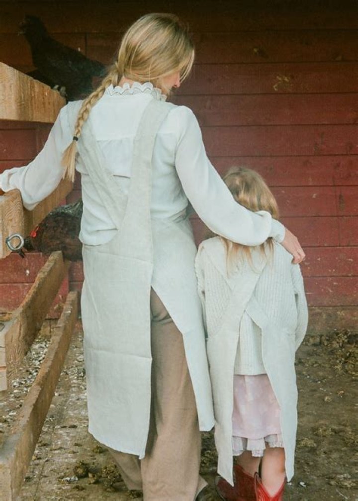 Ballerina Farms Egg Apron: The Perfect Companion for Egg Collecting