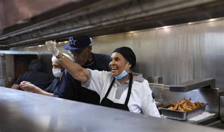 Breaking News: Owner of "Sweetie Pie's" Restaurant Tragically Passes Away