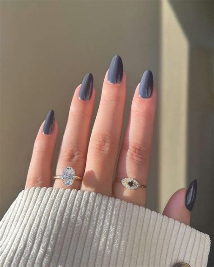 Charming and Cozy: Winter Nail Colors 2024