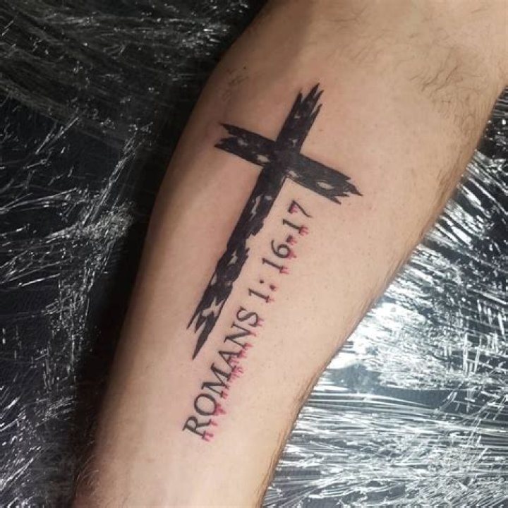 Exploring the Meaningful World of Cross Tattoos with Bible Verses for Men