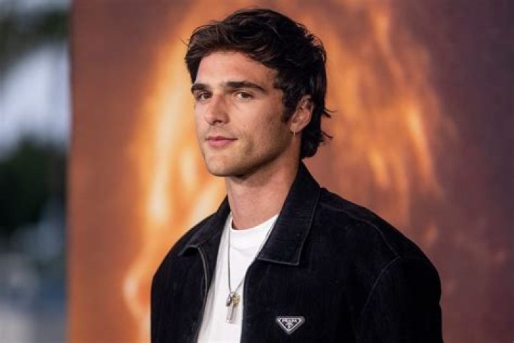 Jacob Elordi: A Comprehensive Biography and Career Overview