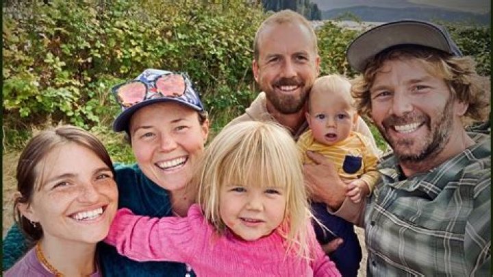 Jake and Nicole Off Grid: A Journey to Sustainable Living