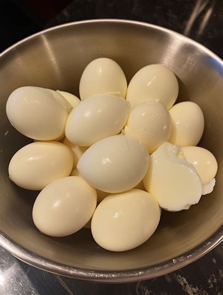 Mastering the Art of Perfectly Peeled Hard-Boiled Eggs with Baking Soda