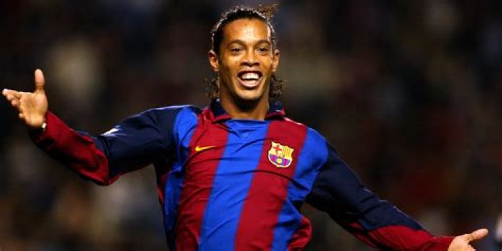 The Evolution and Magic of Ronaldinho's Position in Football