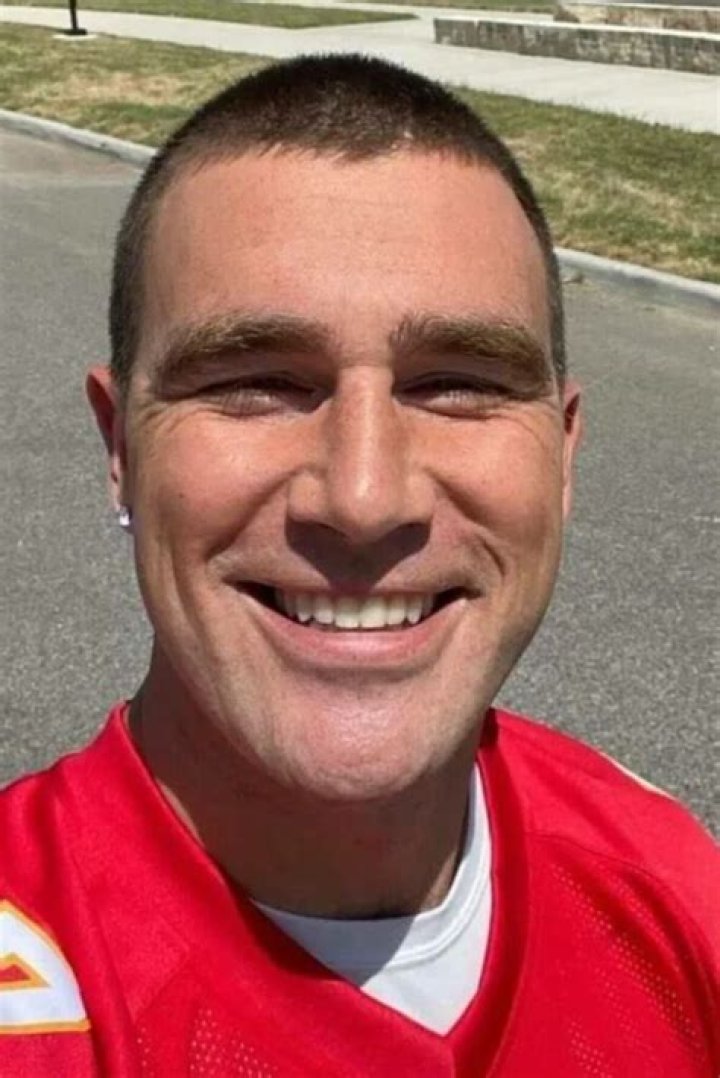 Travis Kelce Without a Beard: A Surprising Transformation
