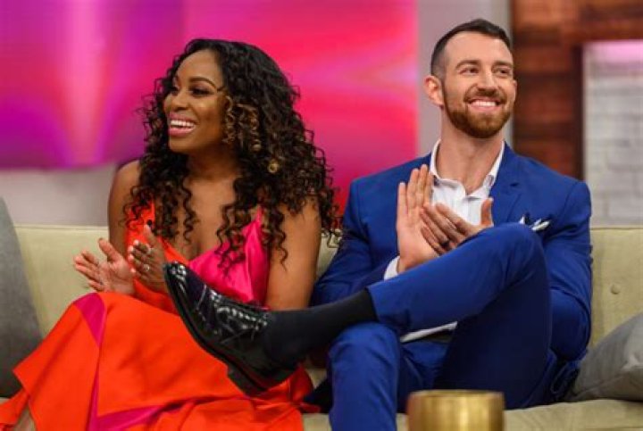 Unveiling the Love Story: Lauren and Cameron from Love is Blind