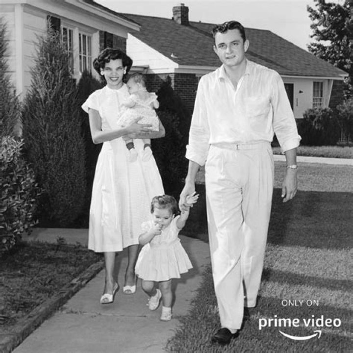 Vivian Cash's Second Husband: A Comprehensive Insight into Her Life and Relationships